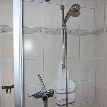 Stapel In Apartament *